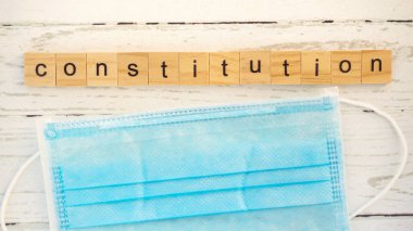 Anayasa günü. Ahşap küplerden harflerle yazılmış resimler.