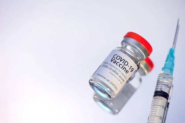 Ampoules Avec Vaccin Contre Coronavirus Covid Avec Une Seringue Pour — Photo