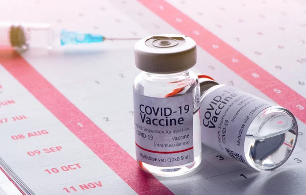 Calendário Seringa Com Recipiente Vacina Epidémica — Fotografia de Stock