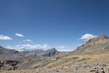 Yüksek dağ manzarası görünümünü