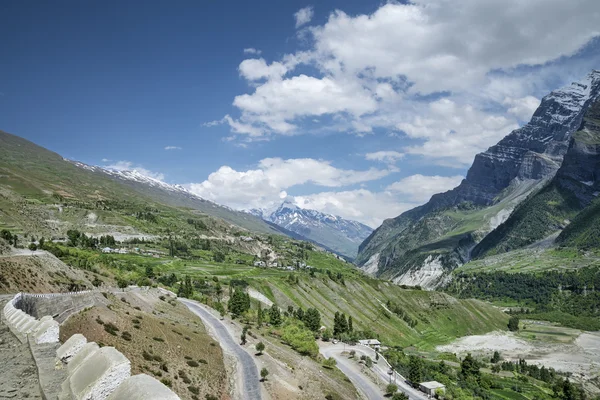 Scenic view of mountain valley — Stock Photo, Image