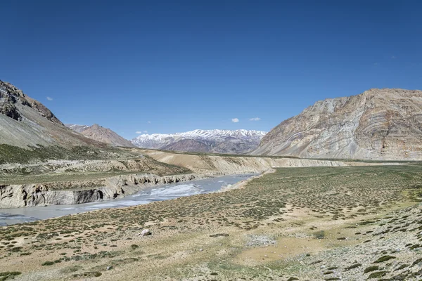 Big canyon among Himalaya mountains — Stock Photo, Image