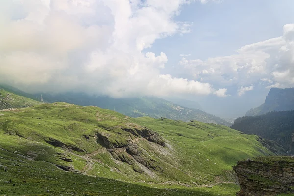 Bergweg in Himalaya — Stockfoto