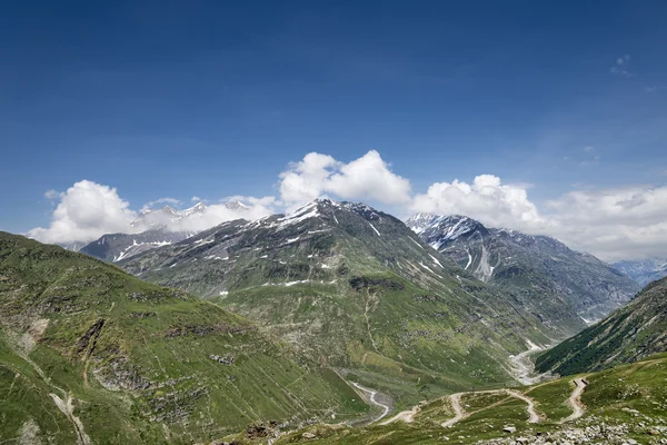 Високогірна гірська дорога — стокове фото