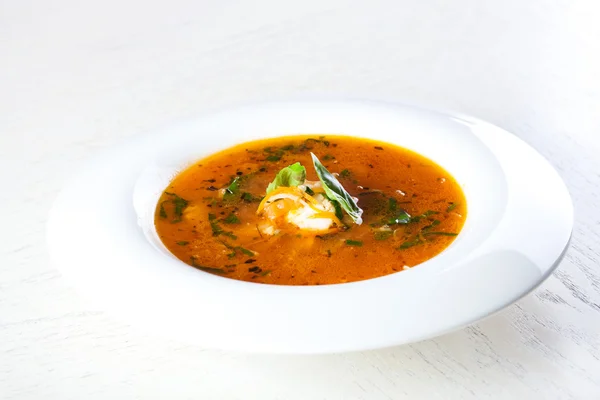 Sopa de tomate com frutos do mar — Fotografia de Stock