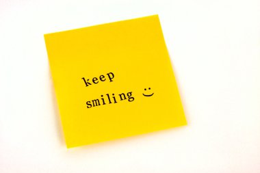 Post it tutmak gülümseyen