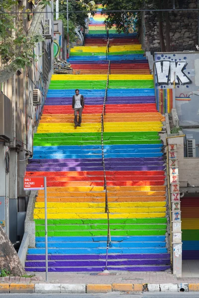 Pasos de arco iris en el barrio bohemio — Foto de Stock