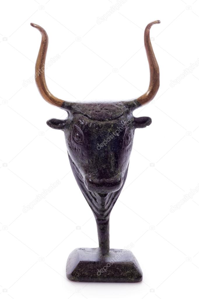 Minoan bull's head