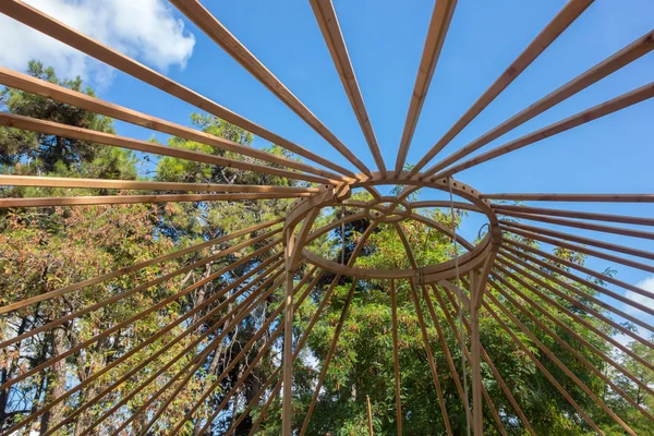 Construyendo una yurta, llamada ger — Foto de Stock