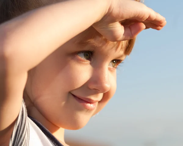 Far away looking girl — Stock Photo, Image