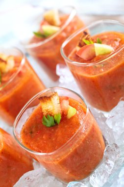 taze gazpacho çorbası.