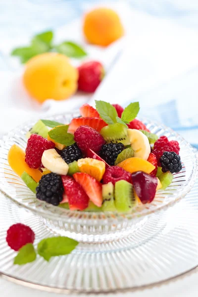 Ensalada de frutas frescas. — Foto de Stock