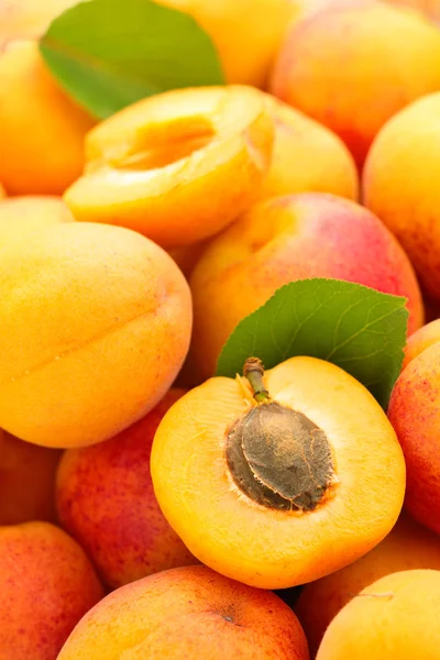 Фон свіжих абрикоси . — стокове фото