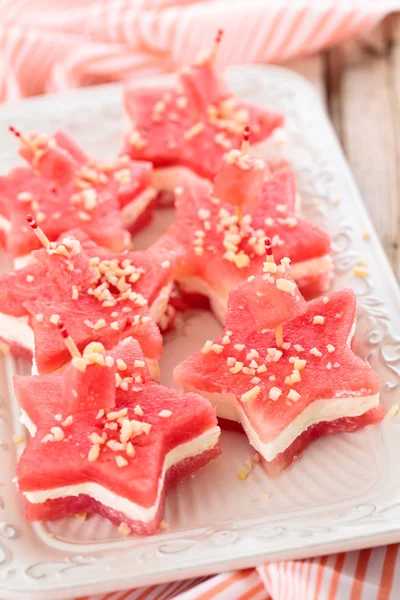 Aperitivos en forma de estrella . — Foto de Stock