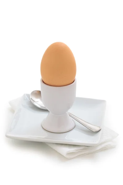 Eggcup içinde yumurta. — Stok fotoğraf