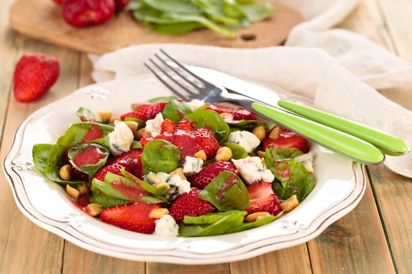 Spinach salad. — Stock Photo, Image