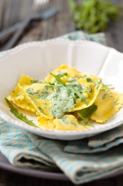 İtalyan yemeği. Mantı.