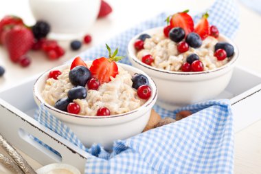 Sağlıklı kahvaltı..