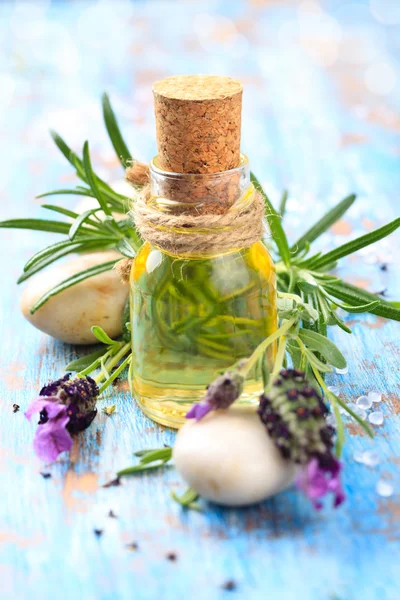 Essential oil and lavender. — Stock Photo, Image