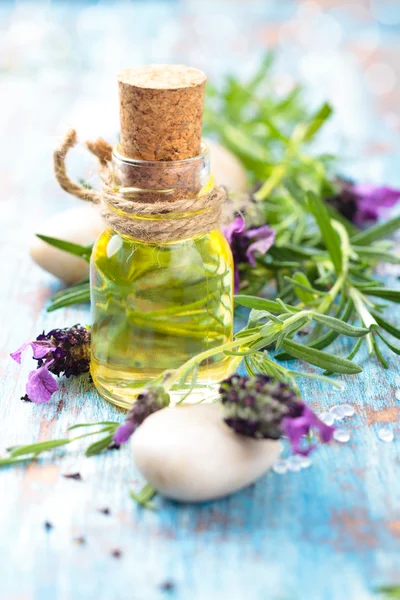 Essential oil and lavender. — Stock Photo, Image
