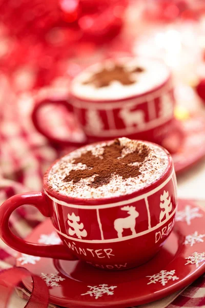 クリスマスの日にホット チョコレートのカップ. ストック写真