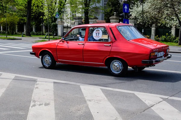 Бухарест Румыния Апреля 2021 Старый Ретро Ярко Красный Румынский Dacia — стоковое фото