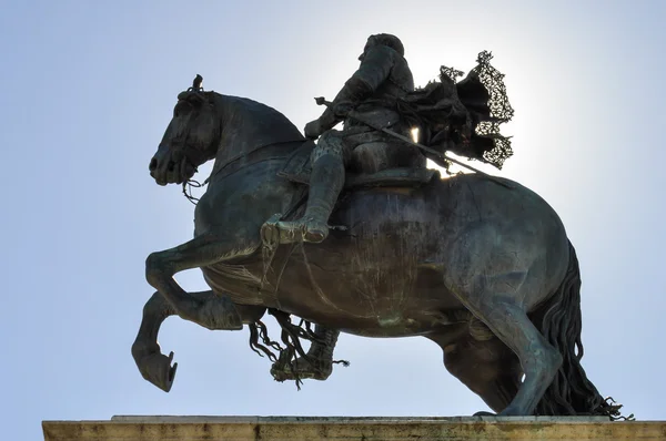 Equestrian statue of Felipe IV — Stock Photo, Image