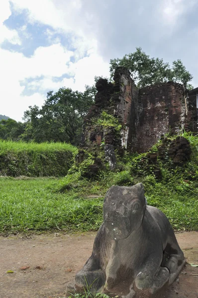 Ruinen des Tempels meines Sohnes — Stockfoto