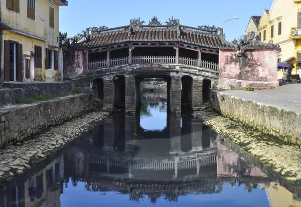 Puente cubierto japonés en Hoi An, Vietnam Imagen de stock