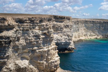 Cape Tarkhankut, gök mavisi su, Kırım 'da dalış dünyası.