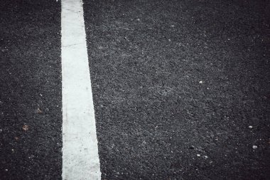 Beyaz çizgili asfalt yol dokusu, boşluğu kopyala