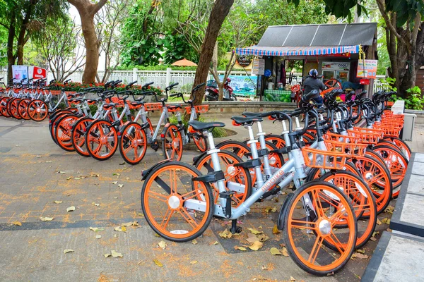 Чиангмай Таиланд Января 2018 Года Городской Велосипед Ряд Парковки Mobike — стоковое фото