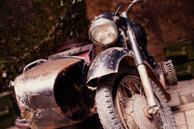 Retro motosiklet bir römork ile Retro Motosiklet ile Far 