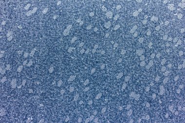 Yüzeyde buz, buz kristalleri