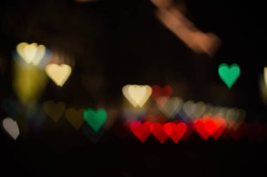 Romantik çok renkli kalp soyut sevgililer günü arkaplanı bokeh