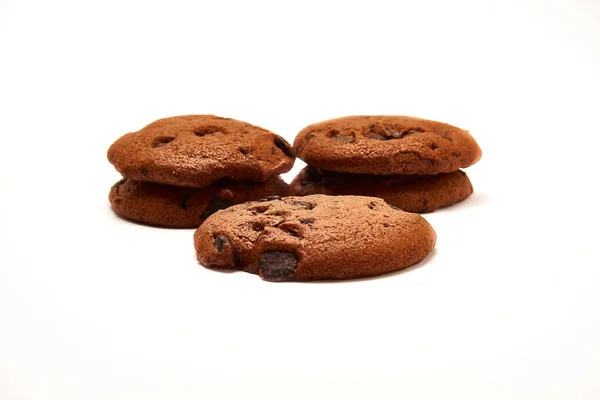 Délicieux Biscuits Poudre Cacao Gouttelettes Glaçage Chocolat Sur Fond Blanc — Photo