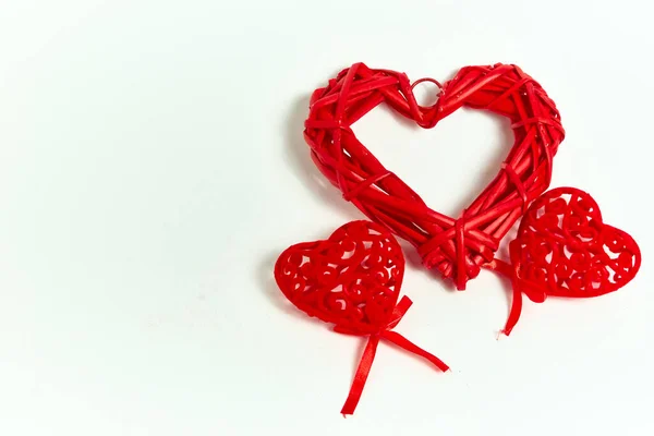 Χειροποίητες Κόκκινες Καρδιές Για Την Ημέρα Του Αγίου Βαλεντίνου — Φωτογραφία Αρχείου