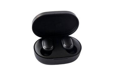 Kablosuz kulaklıklar beyaz arkaplanda izole. Yakın plan. Suçlama davasında kulaklık.