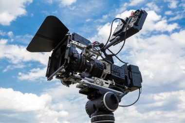 Profesyonel dijital video kamera