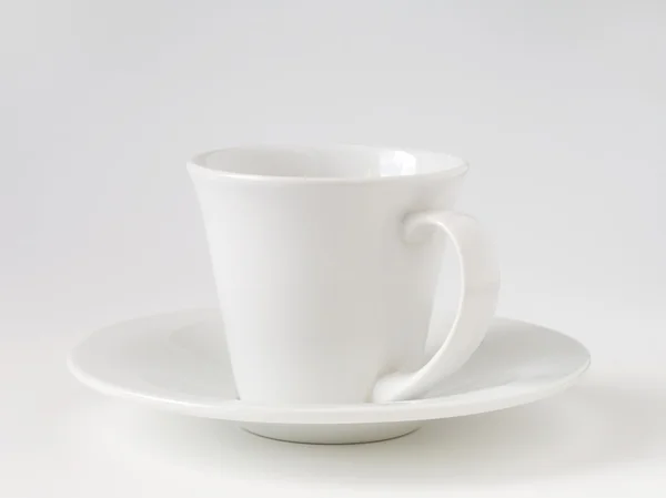 Weiße Tasse und Untertasse — Stockfoto