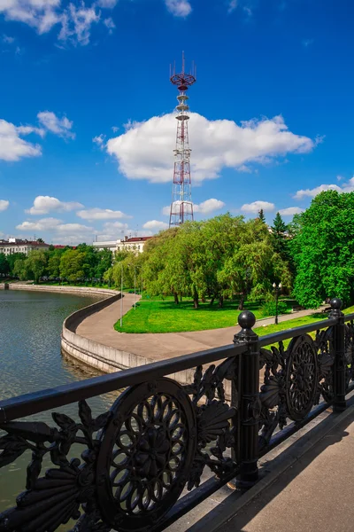 Torre delle telecomunicazioni a Minsk — Foto Stock