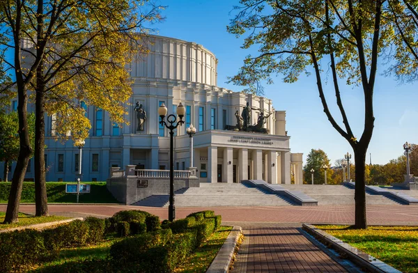 Weißrussland, Minsk, Opernhaus — Stockfoto