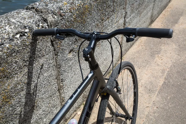 Cykel på parkeringen, ett fragment — Stockfoto