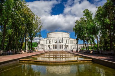 Belarus, Minsk, Opera Binası