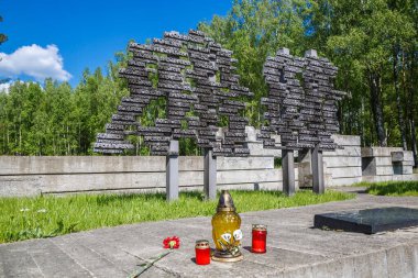 Dünya Savaşı, yaz, mavi gökyüzü, 03 / 06 / 2021, editoria kurbanlarına 