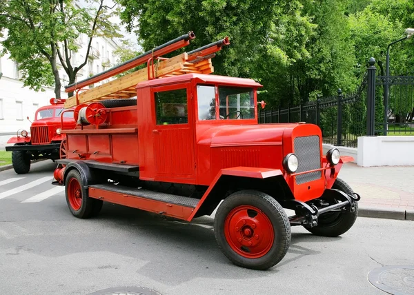 Viejo camión de bomberos — Foto de Stock