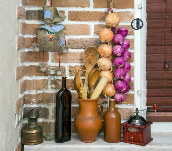 Platos de utensilios de arcilla en el interior —  Fotos de Stock