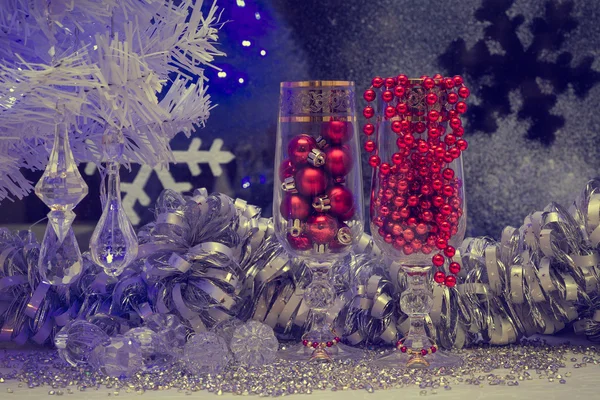 Weihnachtsstillleben mit Champagner, vintage, retro, old style p — Stockfoto