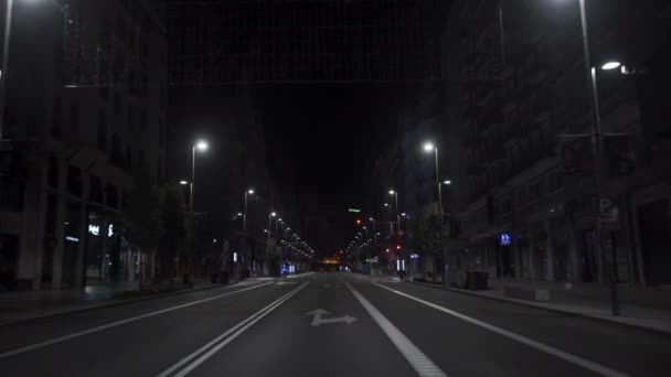 Driving Shot Empty Gran One Crowdest Avenues Madrid Traffic Imposed — Stock Video