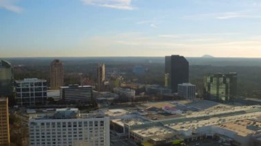 Atlanta Buckhead şehir üzerinde hava uçan 